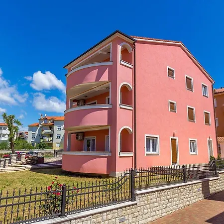 Apartment Rosina *